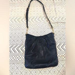 Like-new black leather Tory Burch crossbody